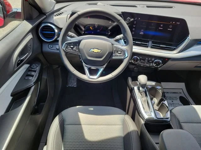 2026 Chevrolet Trax LT - Photo 18