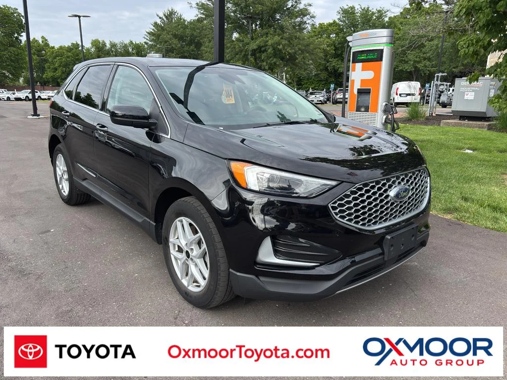 2023 Ford Edge SEL AWD's photo