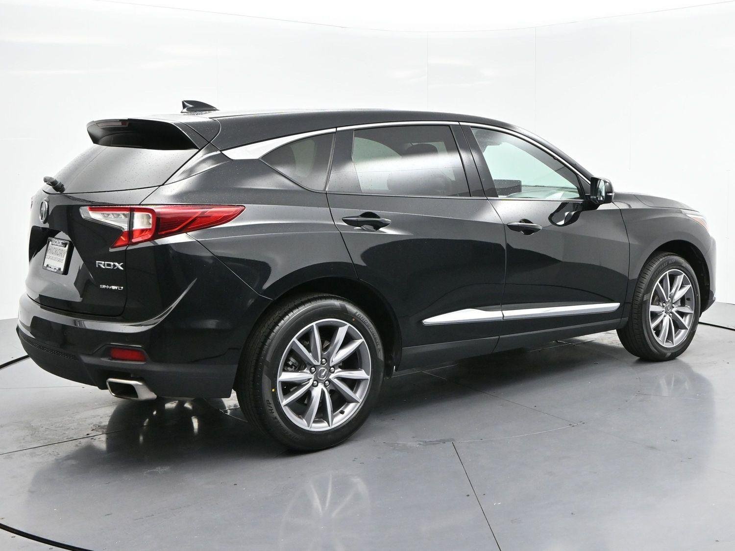 Used 2024 Majestic Black Pearl Acura SH-AWD w/Tech image 7