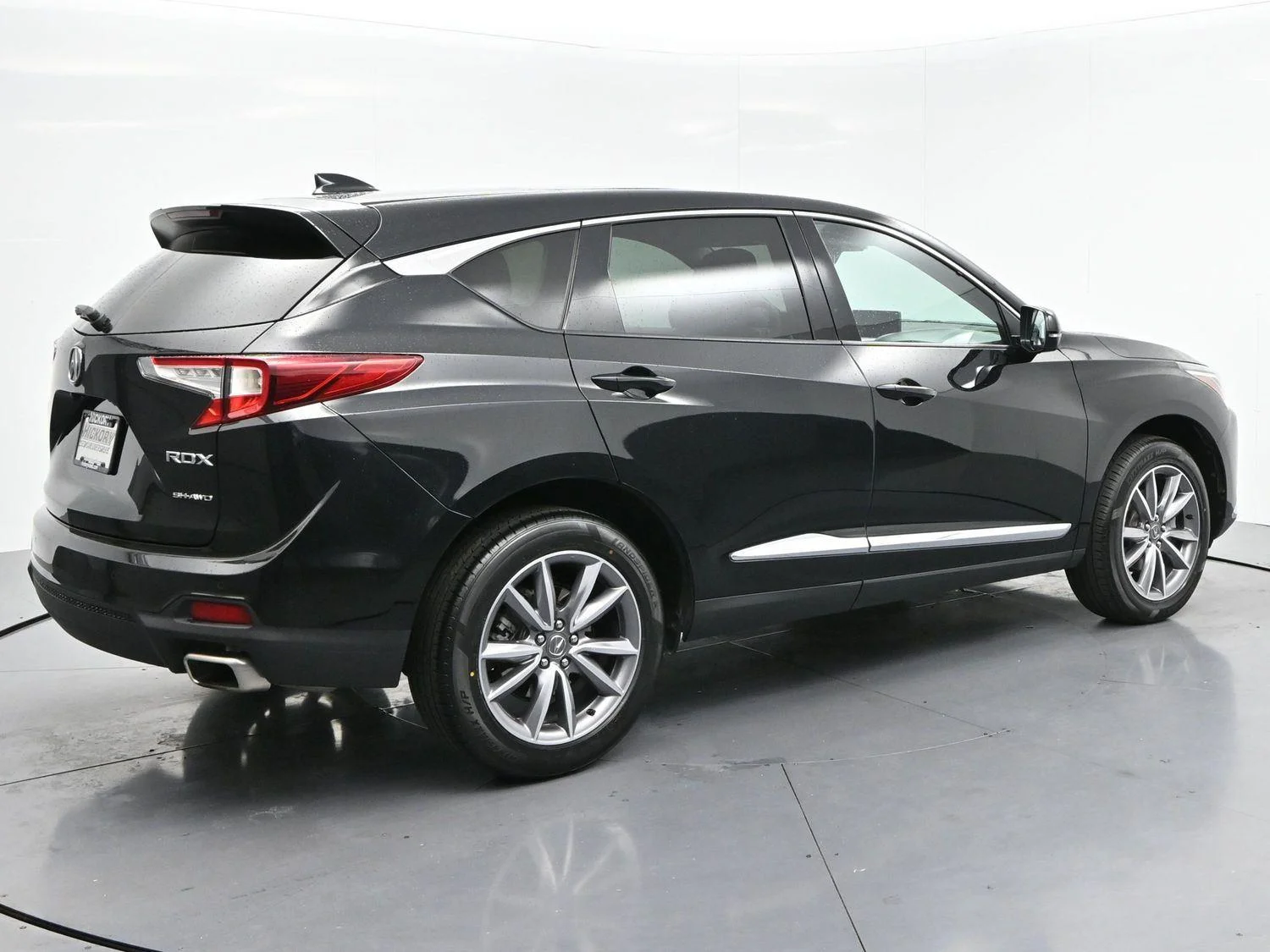 Used 2024 Majestic Black Pearl Acura SH-AWD w/Tech image 7