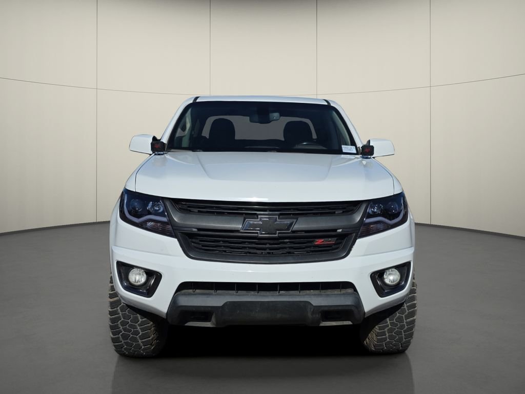 Used 2016 White Chevrolet Z71 image 2