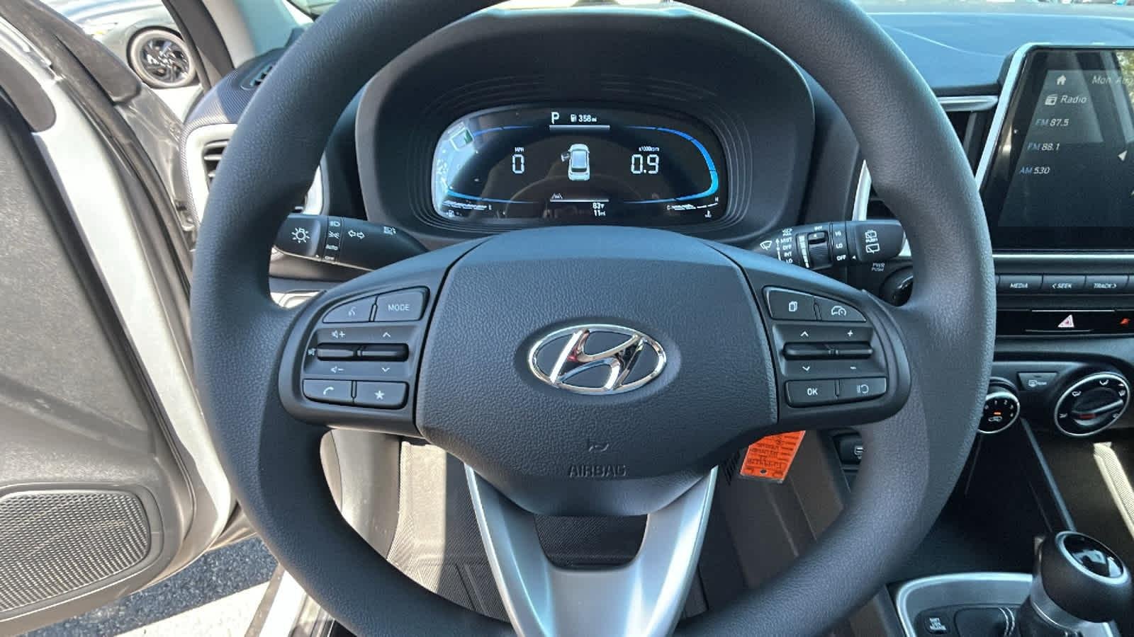 New 2026 Shimmering Silver Hyundai SE image 48