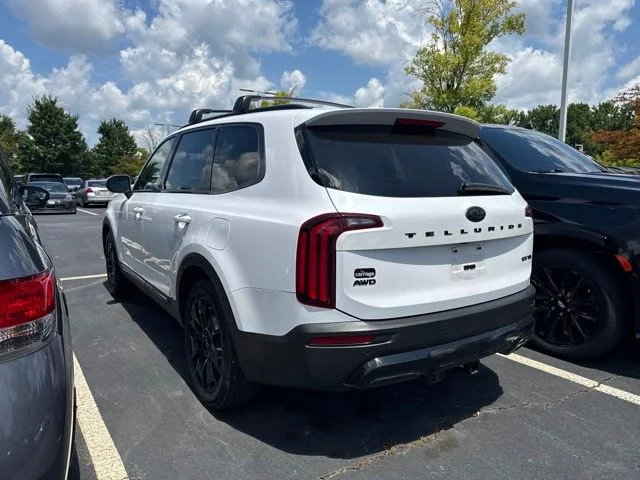 Used 2021 White Kia EX image 2
