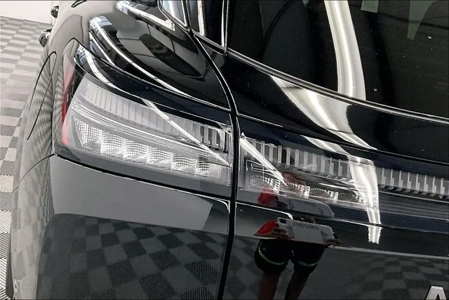New 2026 Super Black Nissan Platinum image 20