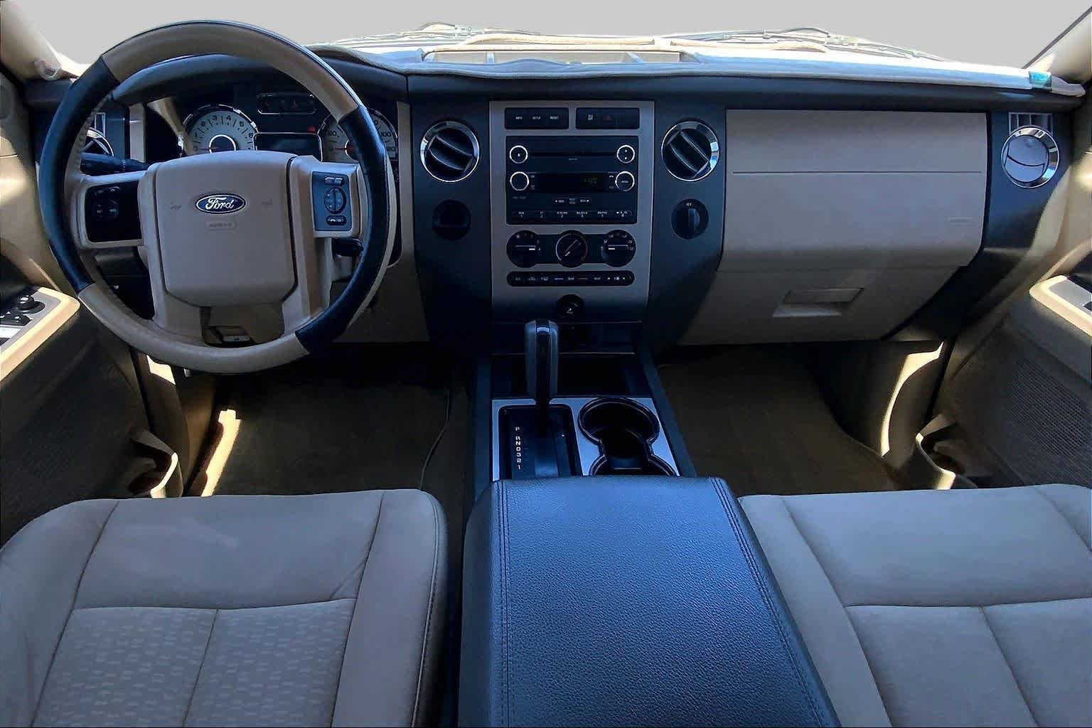 Used 2014 Blue Jeans Metallic Ford XLT image 12