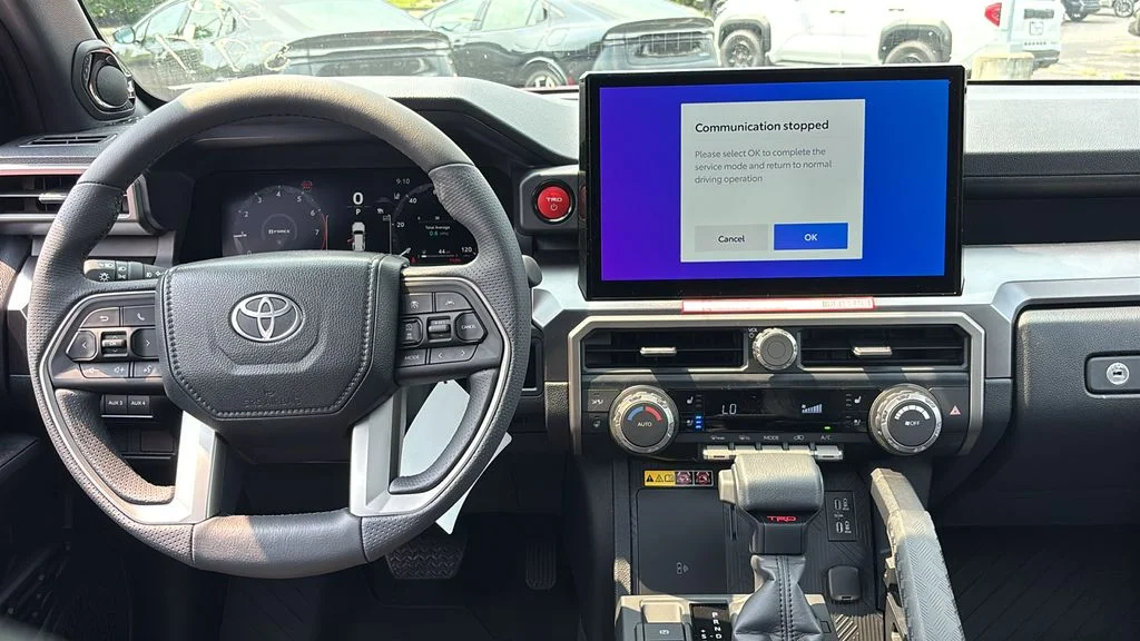2026 Toyota 4Runner TRD Off-Road - Photo 9