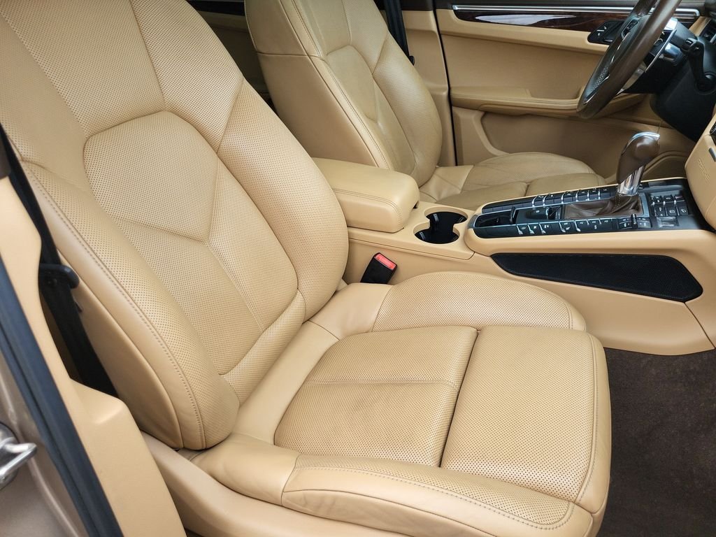 Used 2017 Gold Porsche S image 22