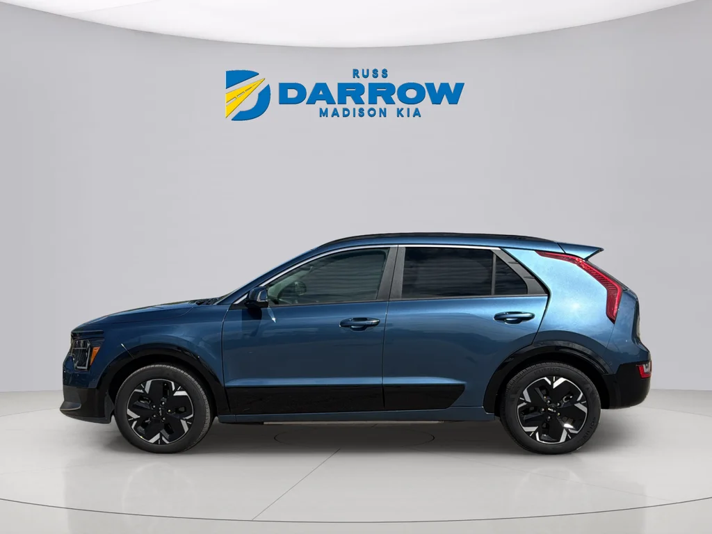 Certified Used 2024 Mineral Blue Kia Wave image 2