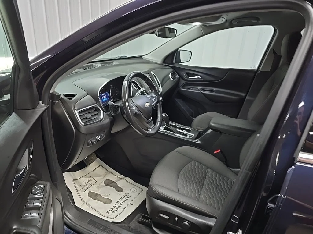 Used 2020 Blue Chevrolet LT image 28