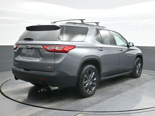 Used 2020 Gray Chevrolet RS image 9