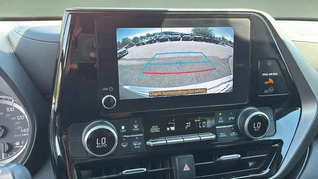 Used 2023 Silver Toyota LE image 26