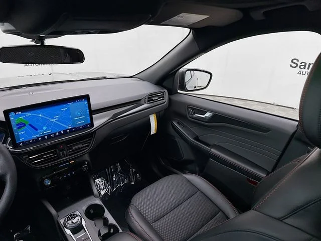 2026 Ford Escape ST-Line Select - Photo 25