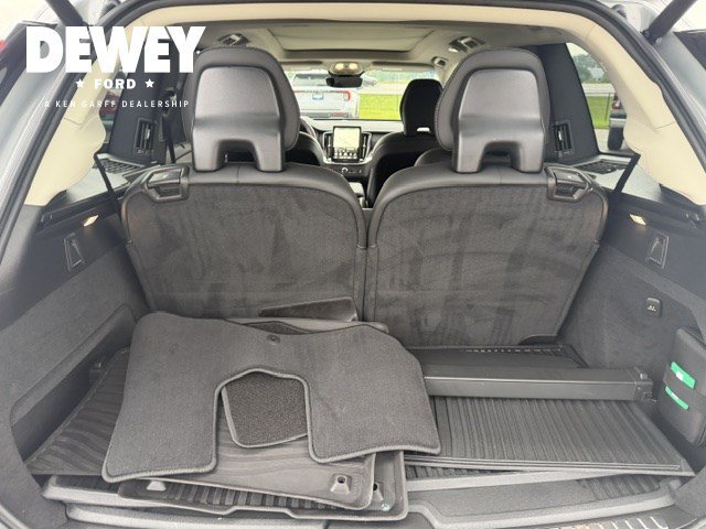 Used 2026 Gray Metallic Volvo Ultra Dark Theme image 32
