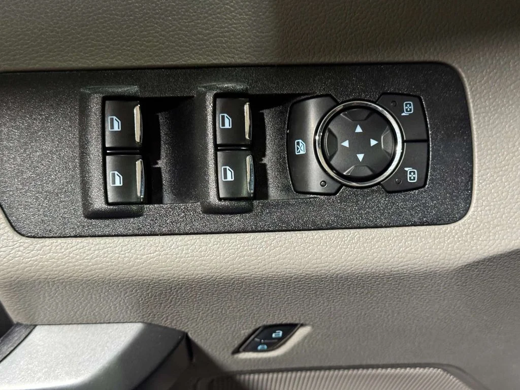 2018 Ford F-150 XLT - Photo 17