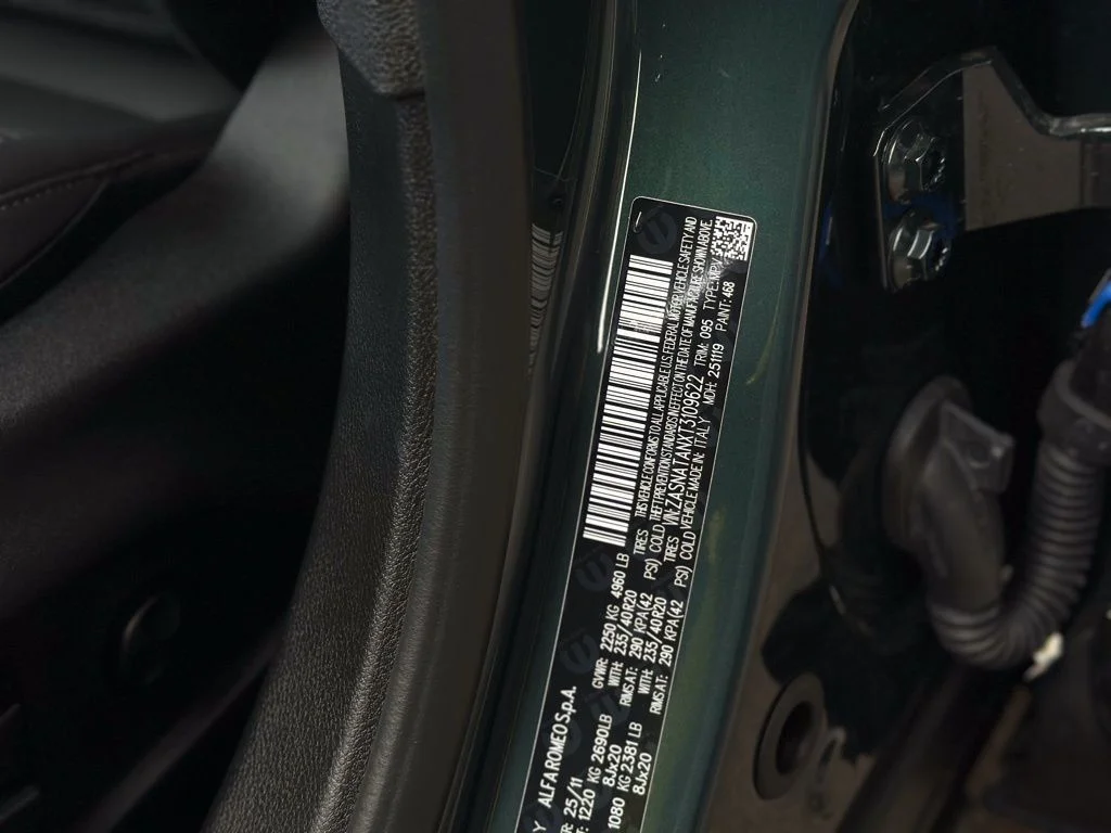 New 2026 Green Alfa Romeo Base image 11