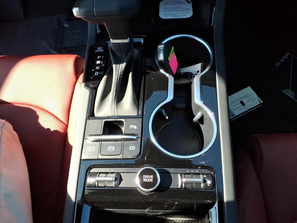 New 2026 Snow White Pearl Kia GT-Line FWD image 24