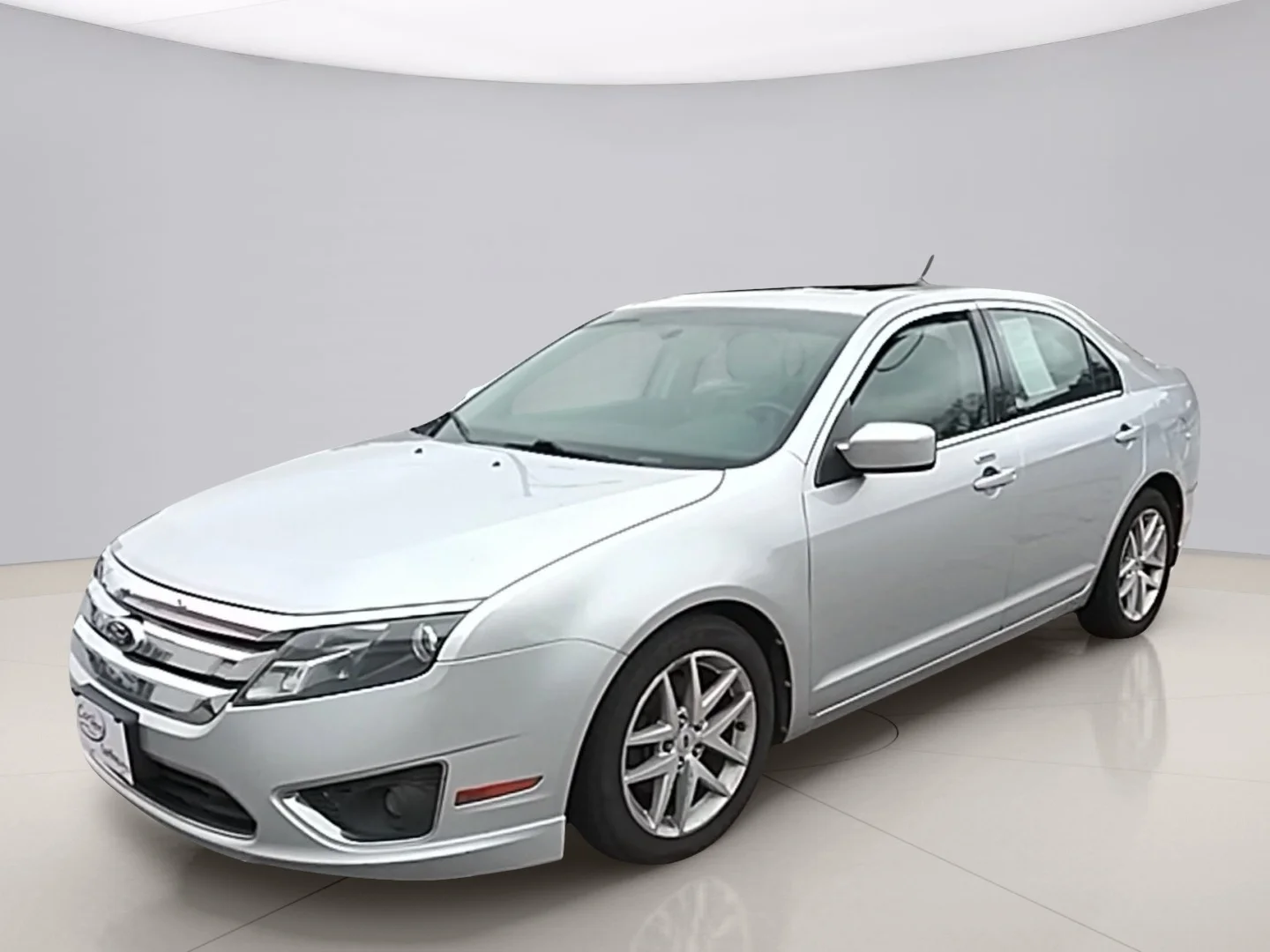 Used 2012 Silver Ford SEL image 1
