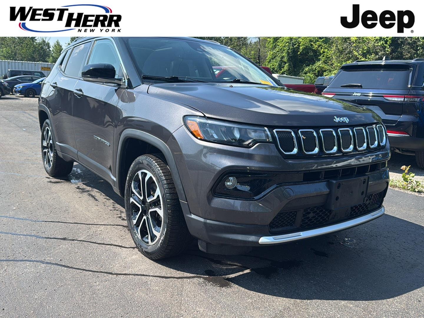 Used 2022 Granite Crystal Metallic Clearcoat Jeep Limited image 1