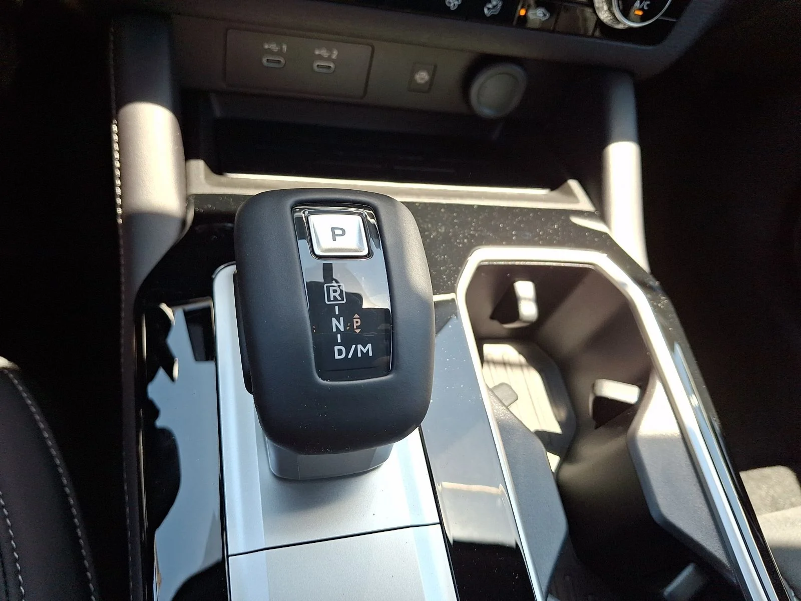 New 2026 Gray Mitsubishi LE image 15