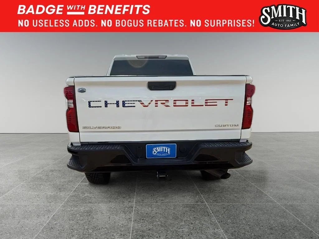 Certified Used 2022 Summit White Chevrolet Custom image 5