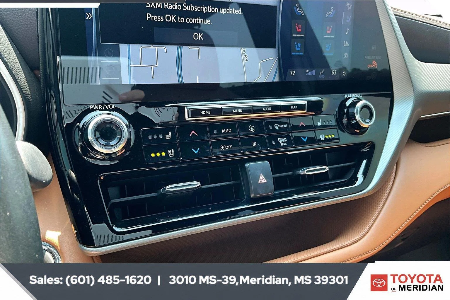 Used 2022 Wind Chill Pearl Toyota Platinum image 23