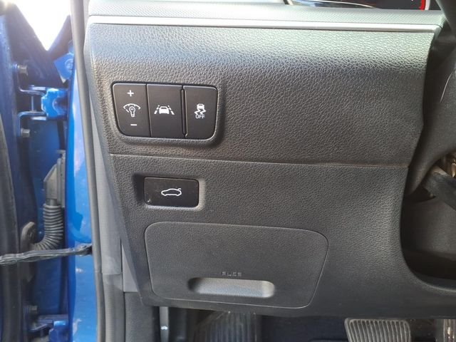 Used 2021 Blue Kia GT-Line image 16