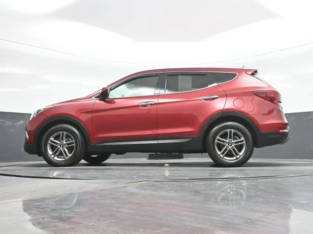 Used 2018 Red Hyundai 2.4 Base image 20