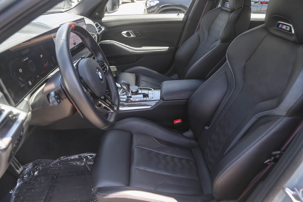 Used 2025 Brooklyn Grey Metallic BMW Competition image 13