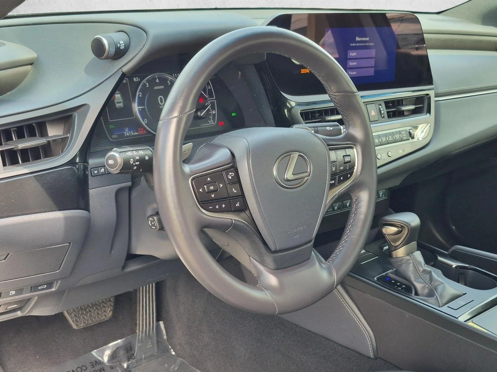 Certified Used 2025 Iridium Lexus  image 9