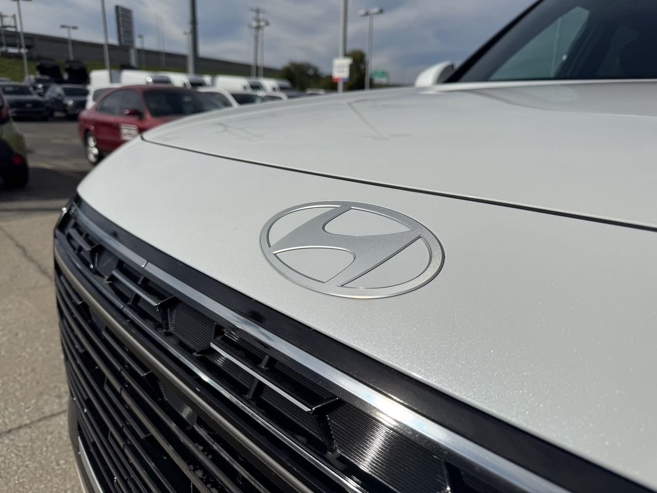 New 2026 Creamy White Pearl Hyundai Calligraphy AWD image 18