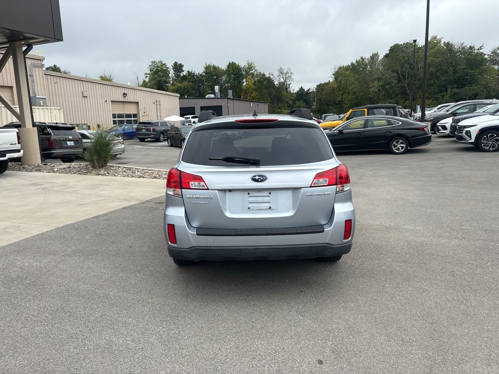 Used 2014 Ice Silver Metallic Subaru 2.5i Limited image 6