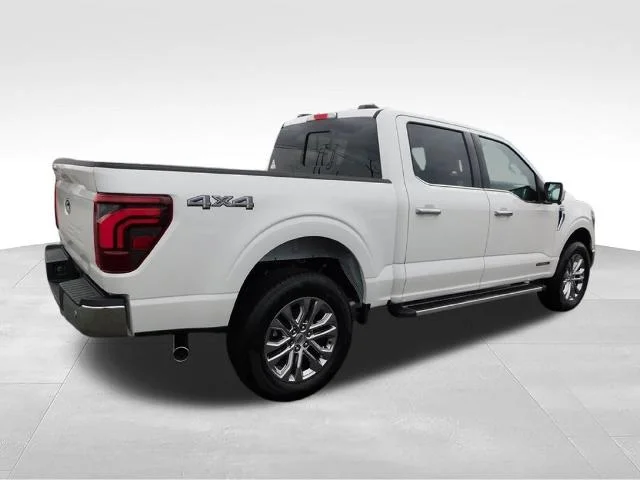 New 2026 Star White Metallic Tri-Coat Ford Lariat® image 48