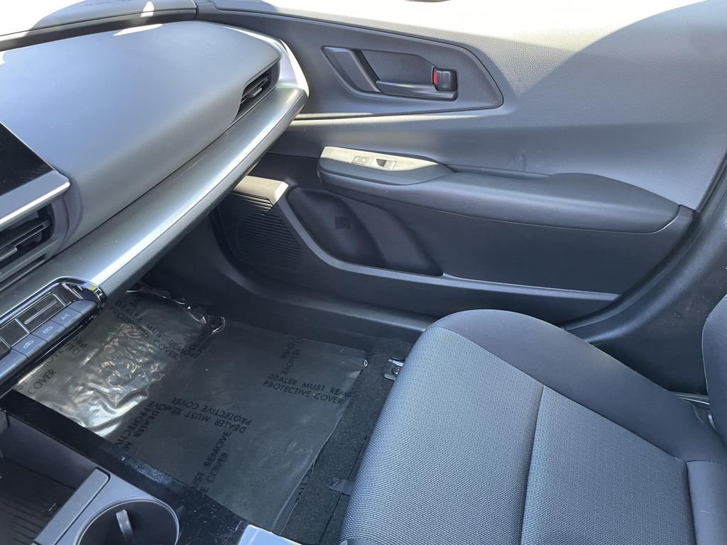 Used 2025 Gray Toyota LE image 21