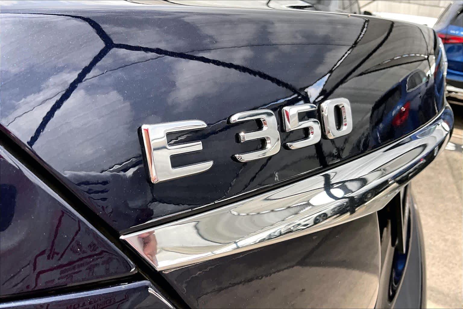 Used 2020 Lunar Blue Metallic Mercedes-Benz E 350 image 31