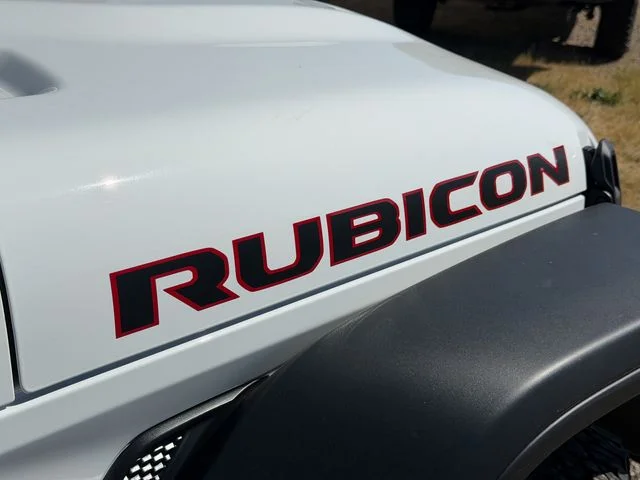 New 2026 Bright White Clear-Coat Exterior Paint Jeep Rubicon image 6