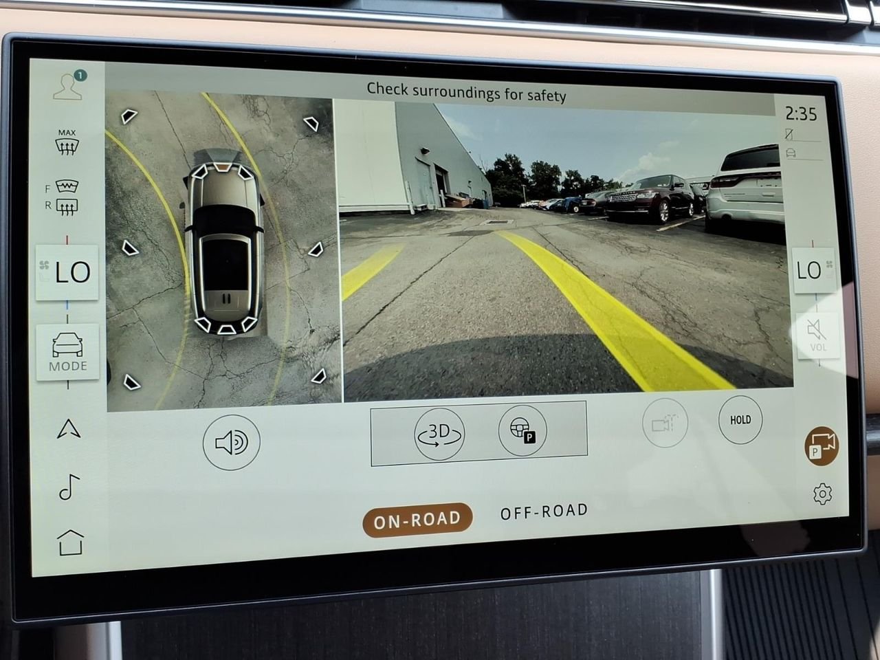 New 2026 Fuji White LAND ROVER SE image 19
