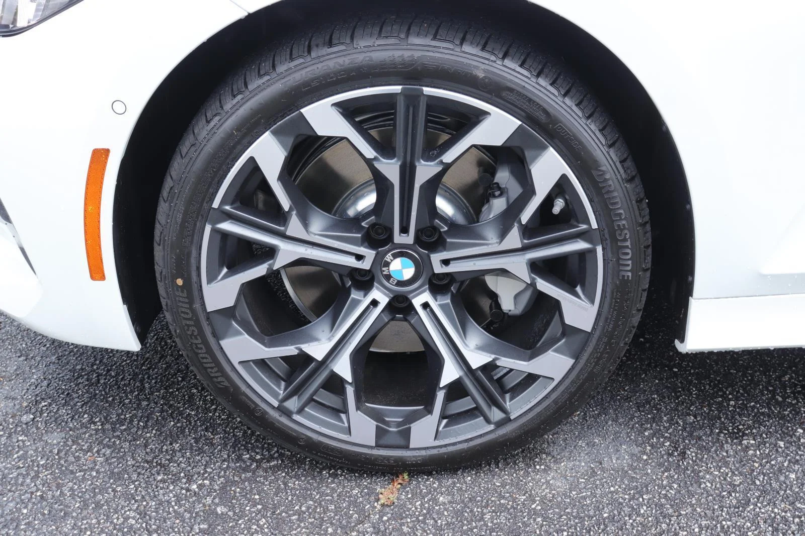New 2026 Alpine White BMW 330i image 37