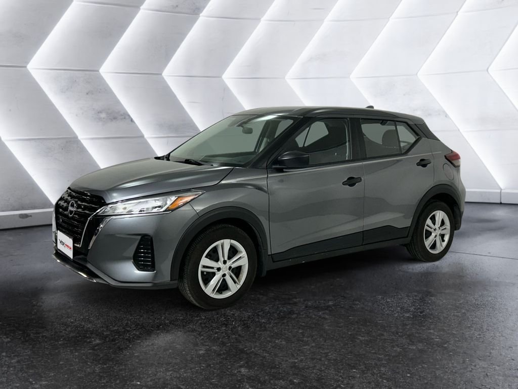 Used 2024 Gray Nissan S image 3