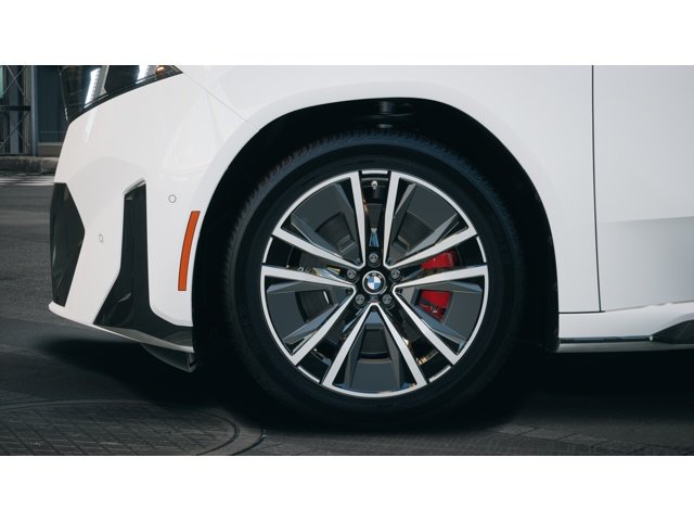 New 2027 Alpine White BMW 50 xDrive image 7