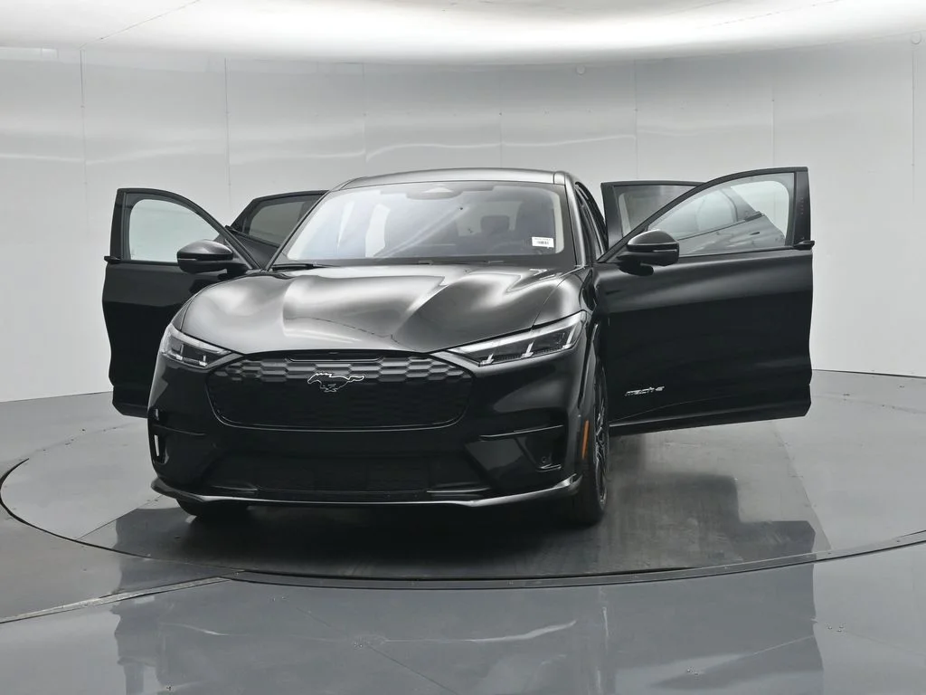 New 2026 Shadow Black Ford Premium image 29