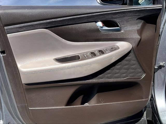 Used 2019 Gray Hyundai SE image 22