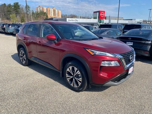 Used 2023 Red Nissan SV image 28