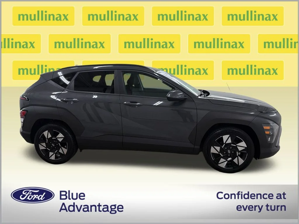 Certified Used 2025 Gray Hyundai SEL image 2