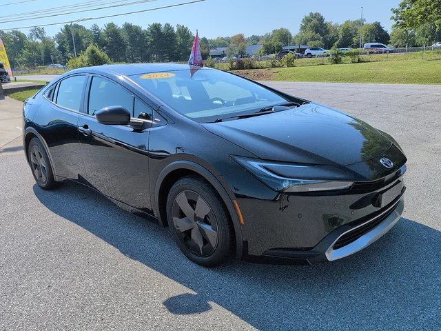 2024 Toyota Prius Prime SE