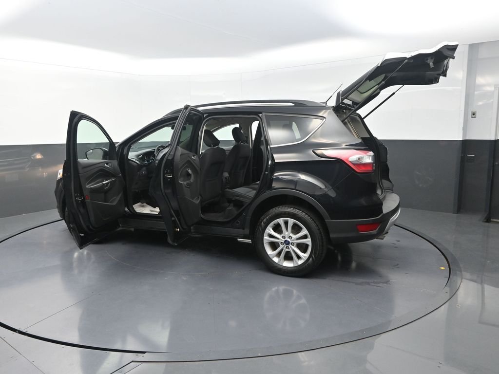 Used 2018 Black Ford SE image 35