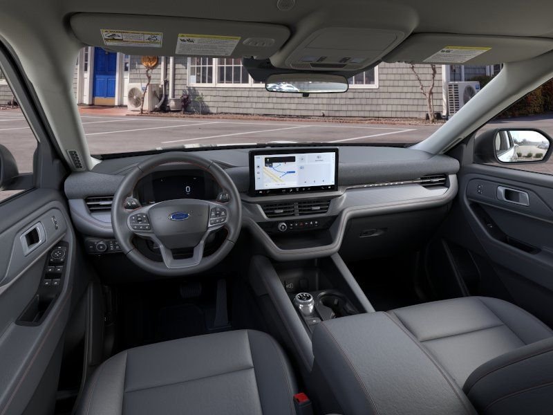 Used 2026 Agate Black Metallic Ford Active image 9