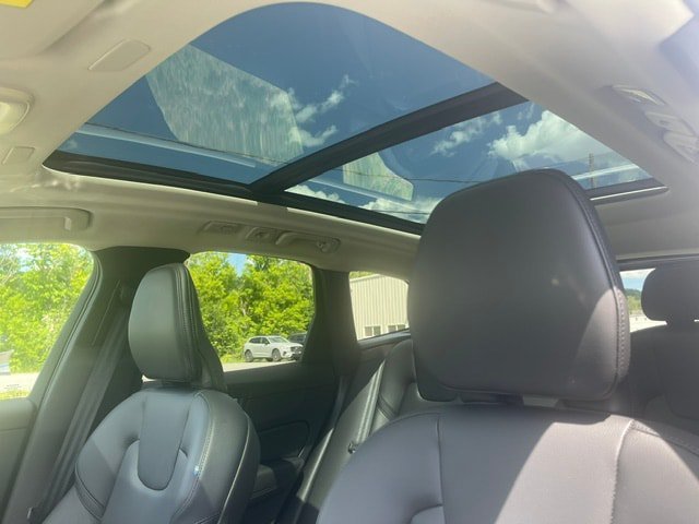 Used 2024 Silver Volvo Core Dark Theme image 13
