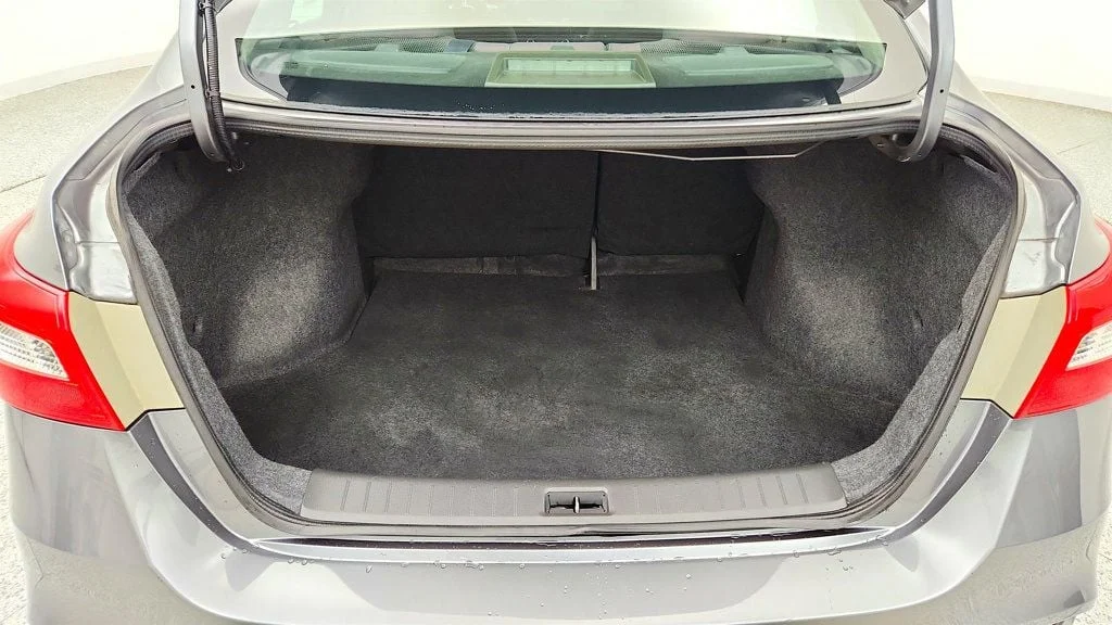 Used 2018 Gun Metallic Nissan S CVT image 21