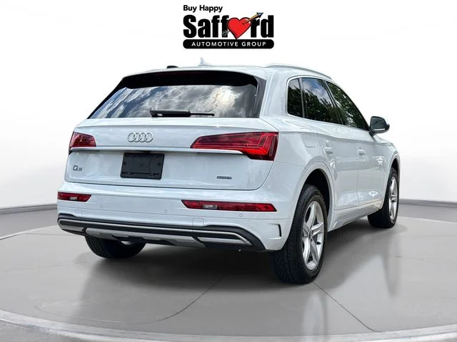 Used 2021 White Audi 45 Premium image 9