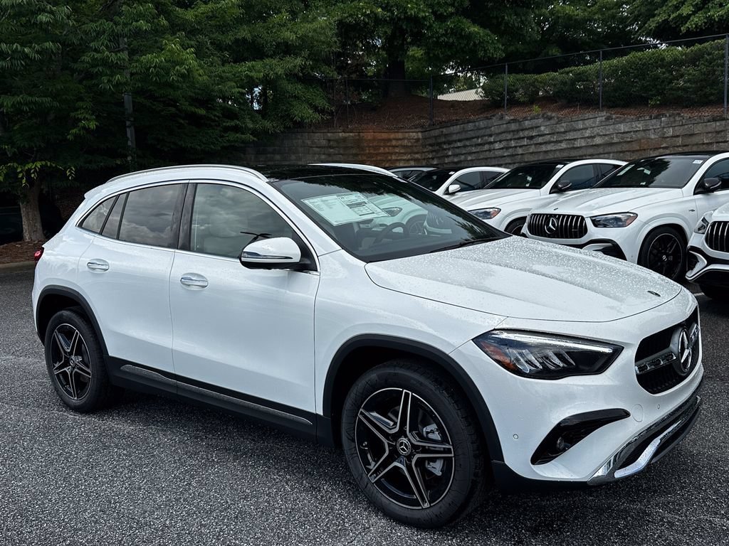 New 2026 Polar White Mercedes-Benz GLA 250 image 2